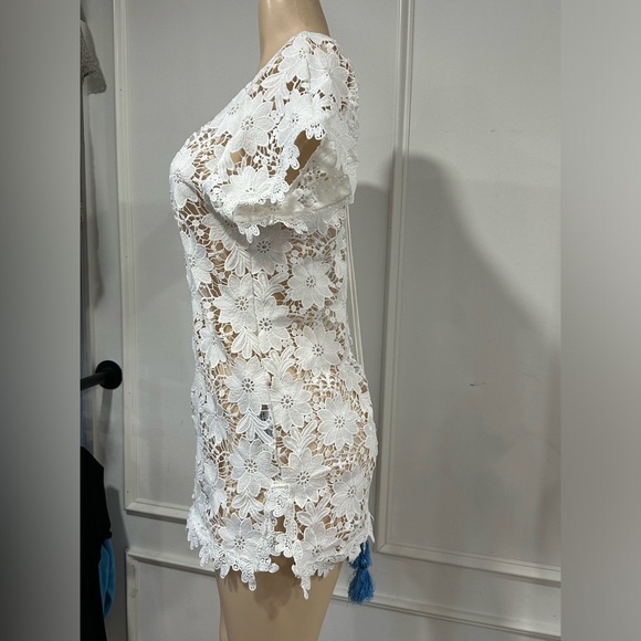 Q&A Women's Beach Swim Cover-Up  White Lace Tie Back Sz XS - Picture 3 of 6